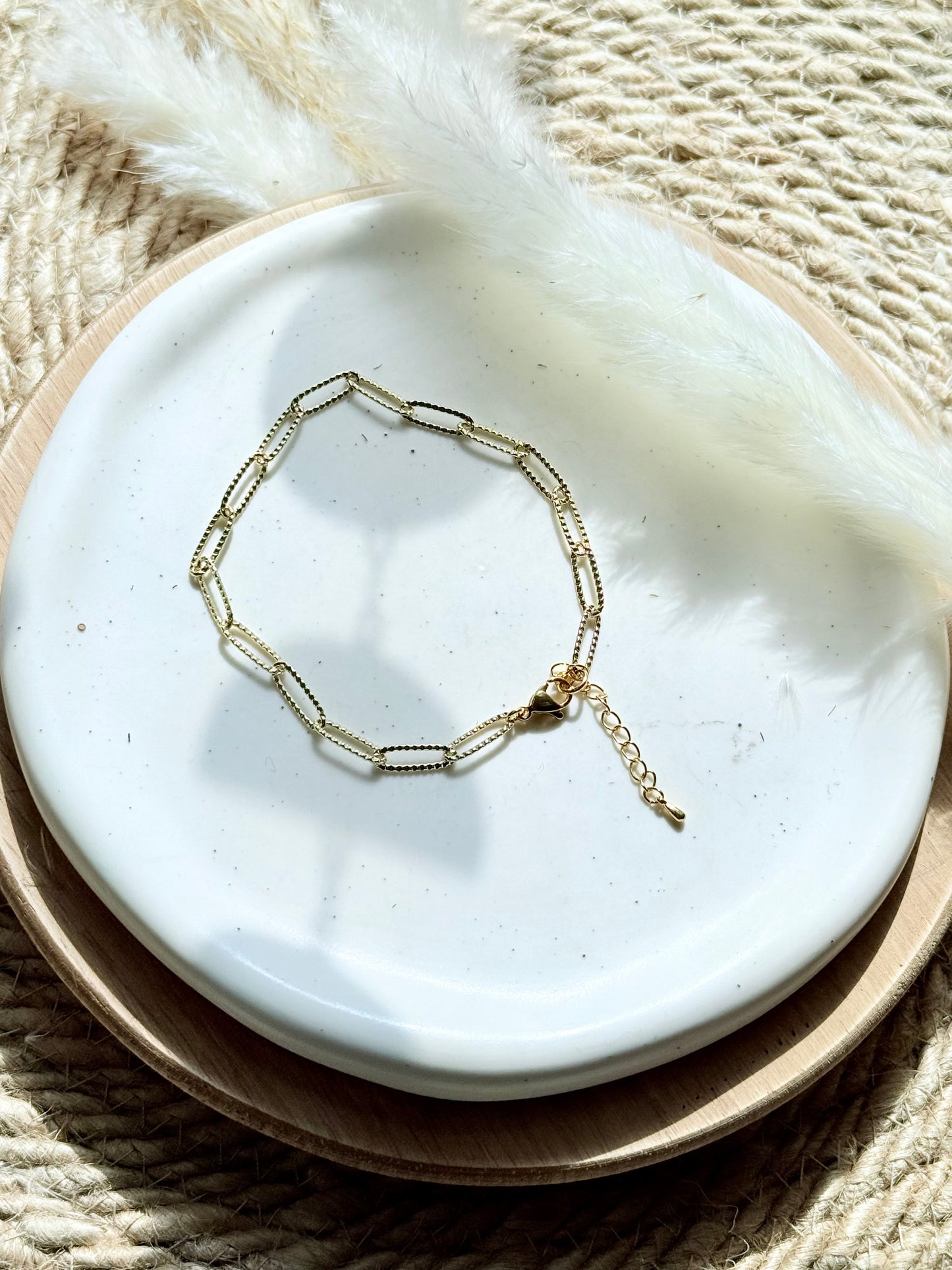 Gold Embossed Paperclip Chain Anklet