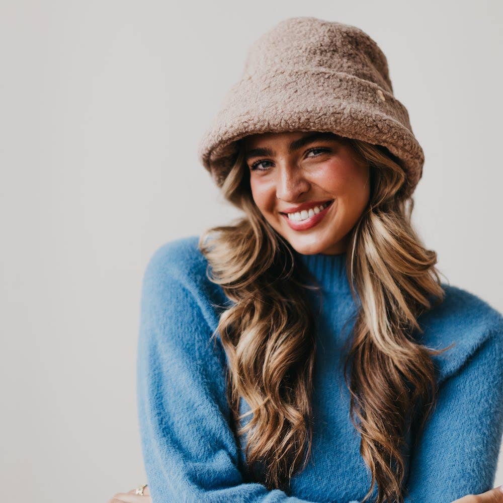 Sage Sherpa Bucket Hat in Mocha