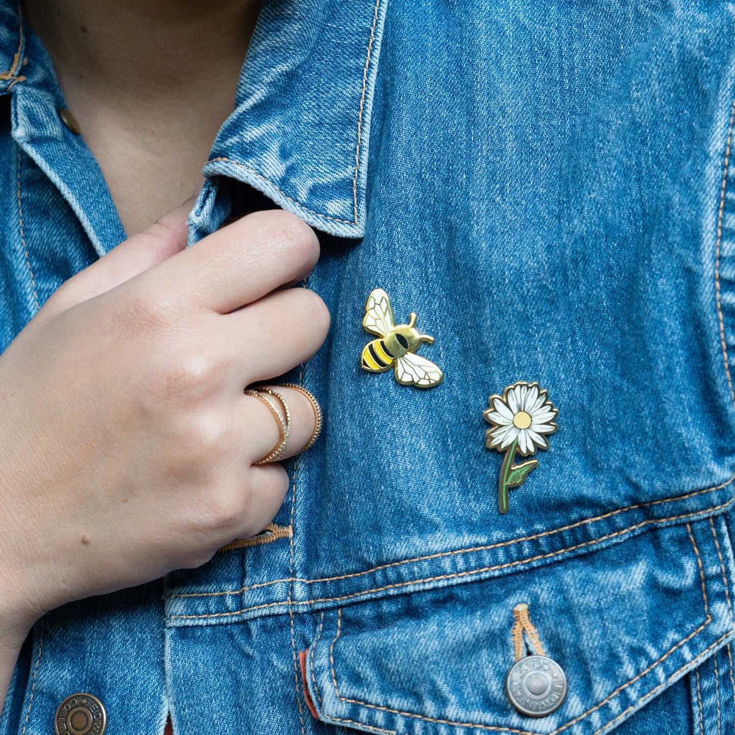 Queen Honey Bee Pin