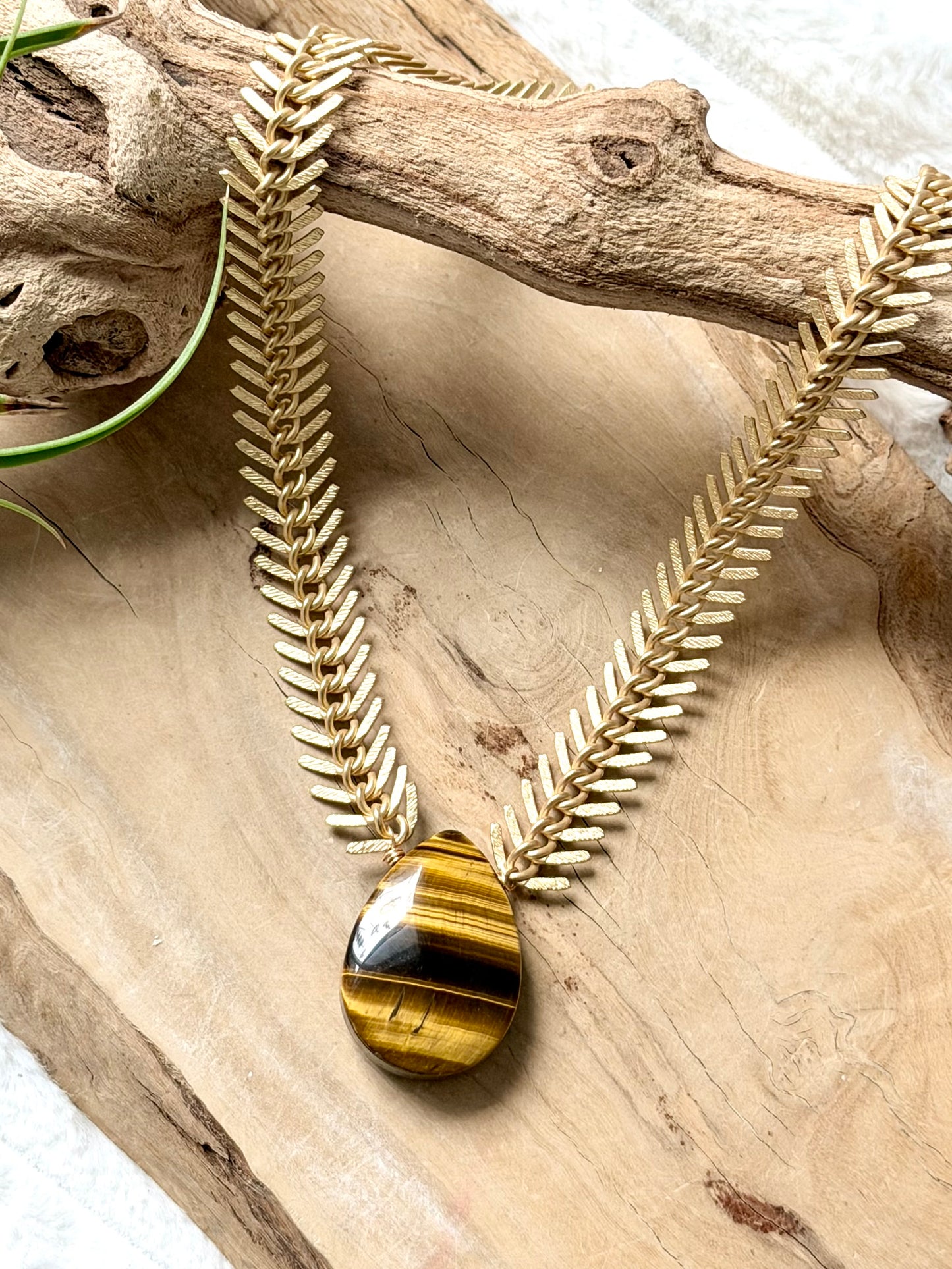 Tiger Eye + Matte Gold Fishbone Chain Necklace