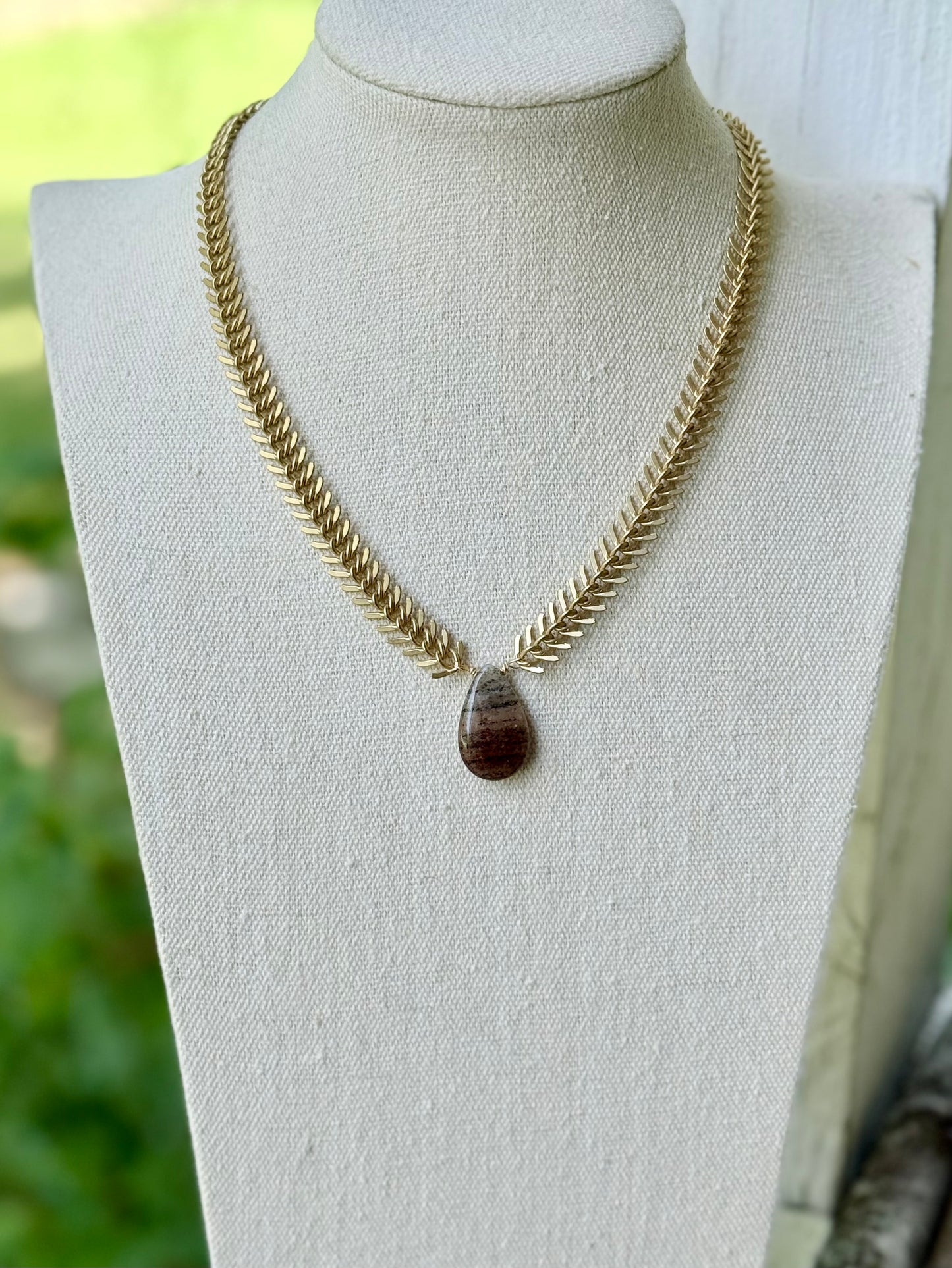 Moss Agate + Matte Gold Fishbone Chain Necklace