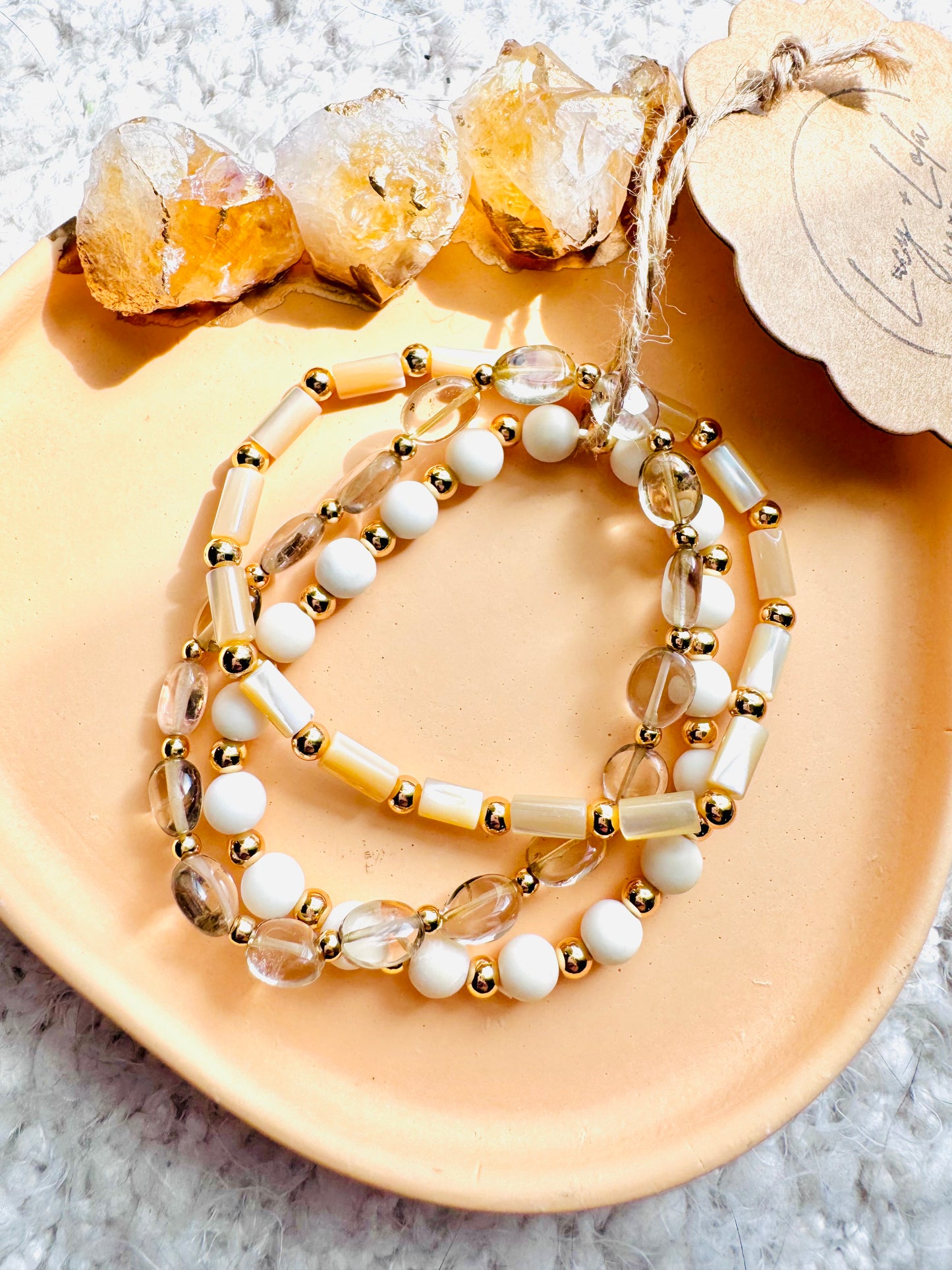 Neutral + Gold (3-stack)