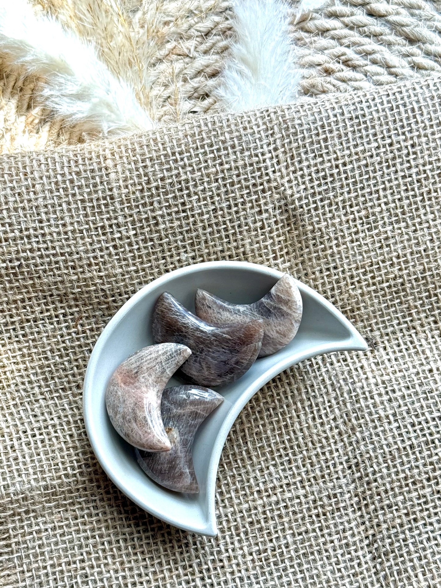 Chocolate-Peach Moonstone Moon Palm Stone