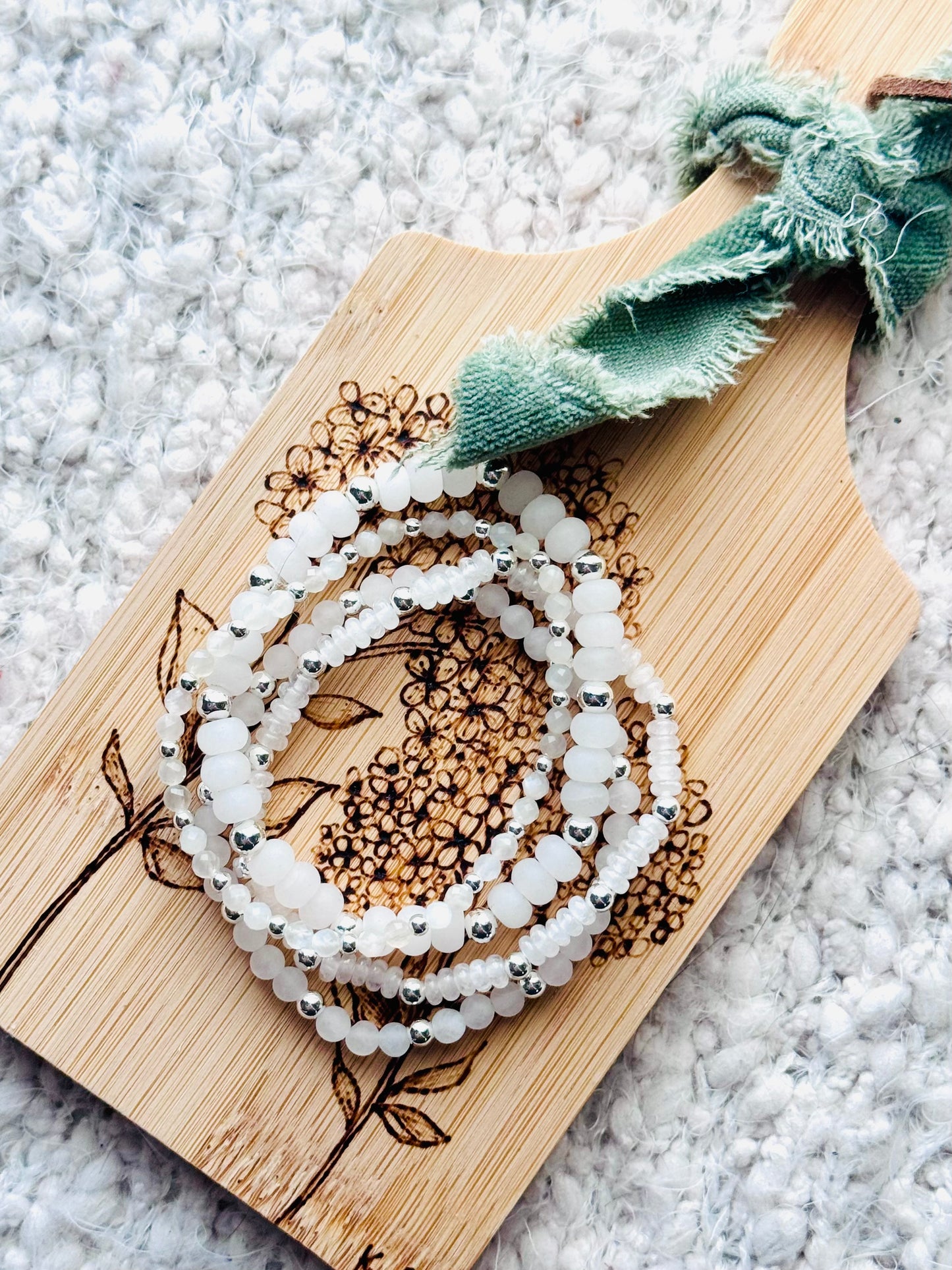 White + Silver (4-stack)