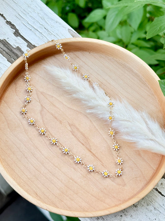 Gold Daisy Chain Necklace