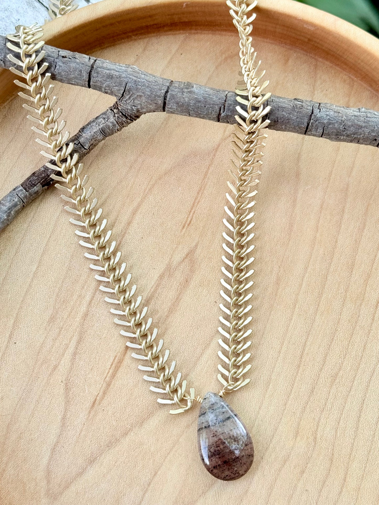 Moss Agate + Matte Gold Fishbone Chain Necklace
