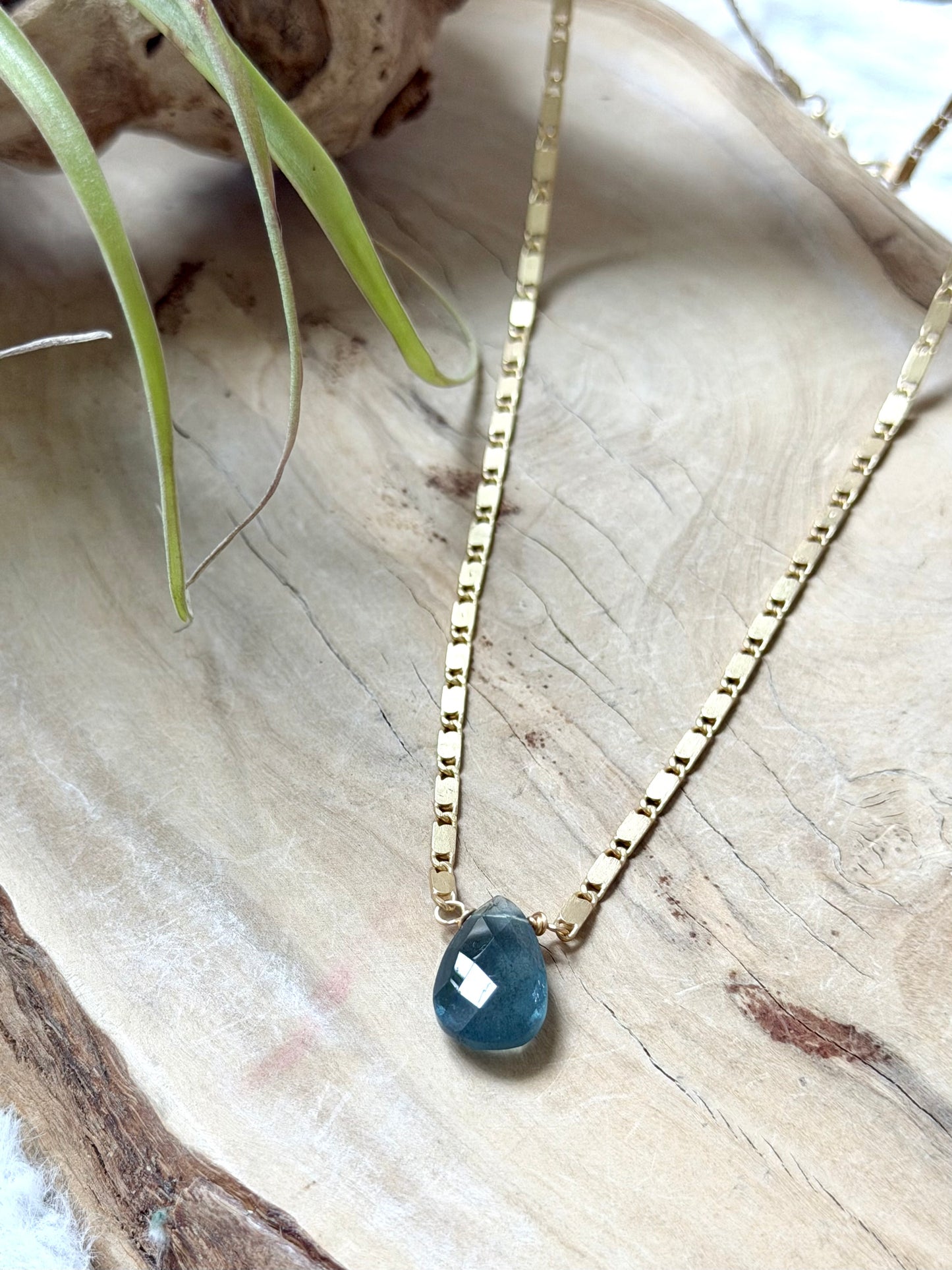 Moss Aquamarine + Matte Gold Mariner Chain Necklace