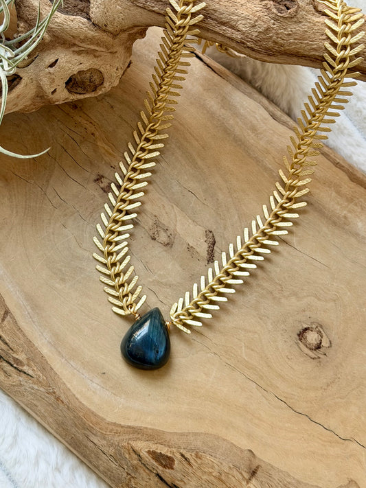 Labradorite + Matte Gold Fishbone Chain Necklace