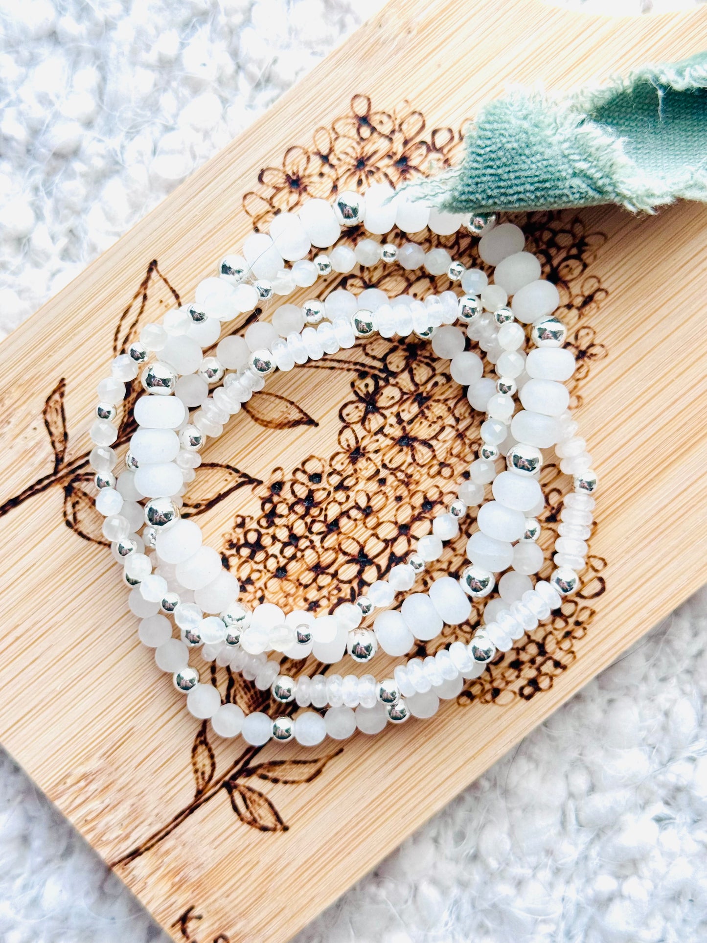 White + Silver (4-stack)