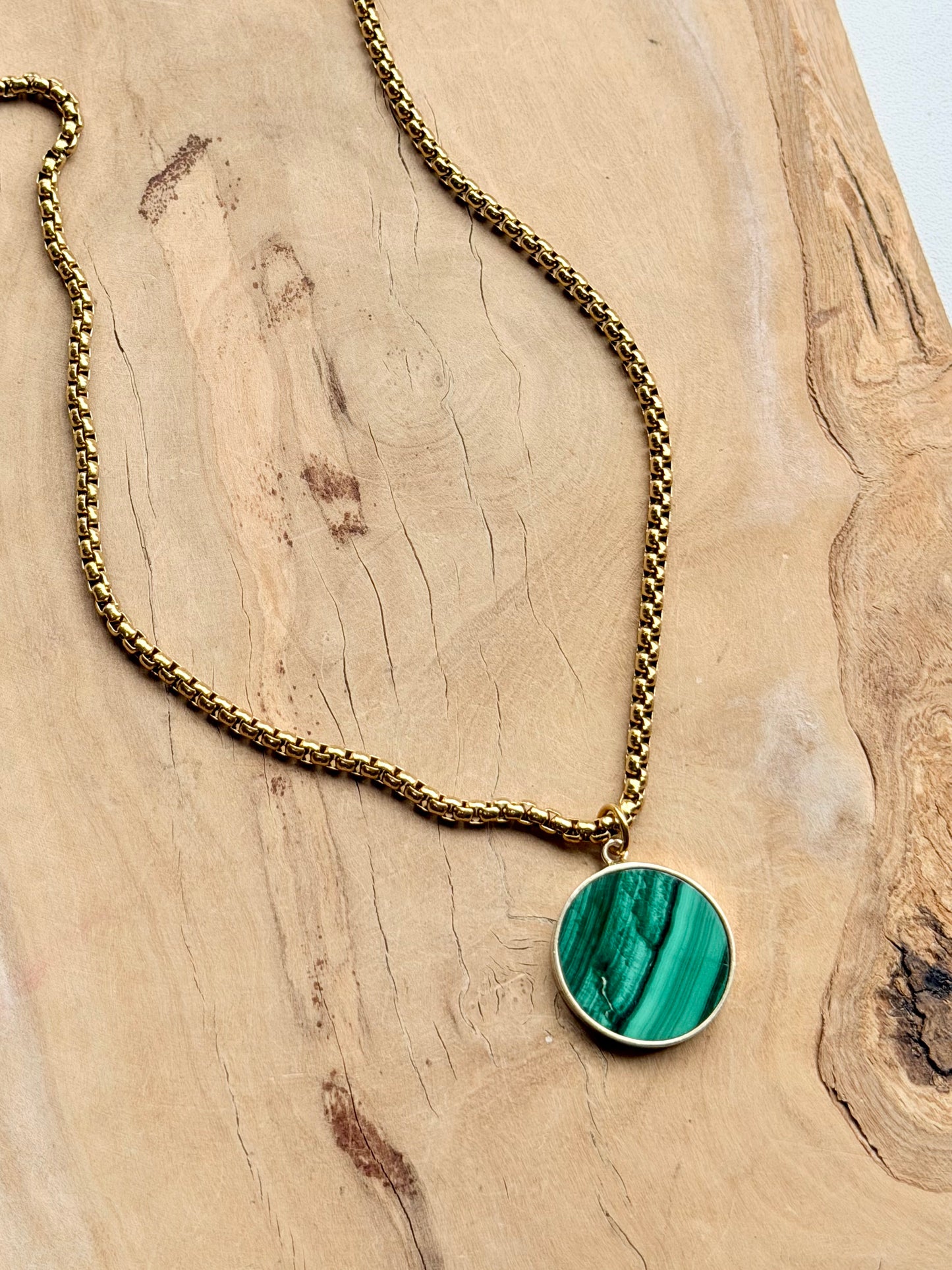 Malachite + Gold Circle Pendant Necklace