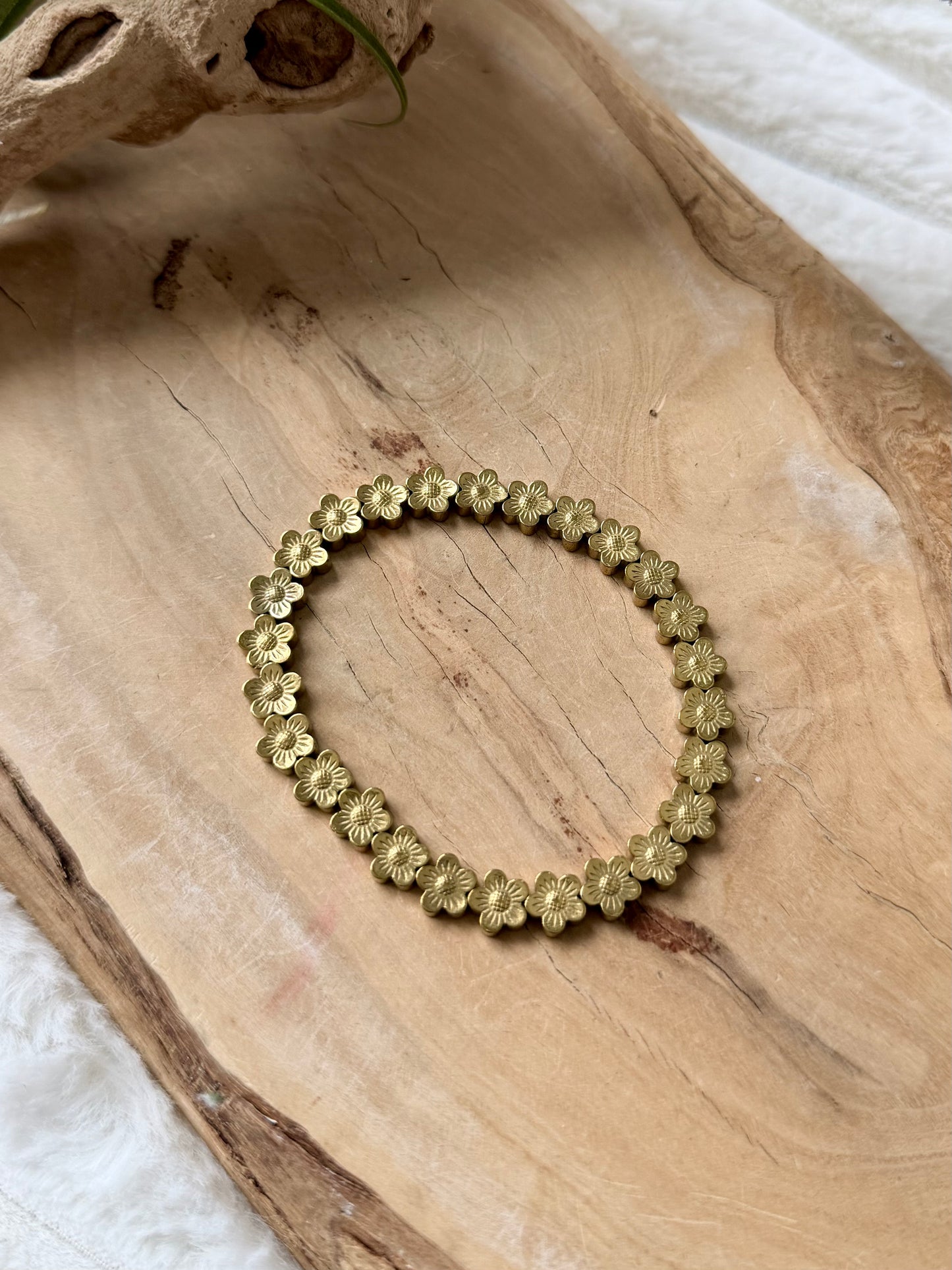 Floral Hematite Bracelet