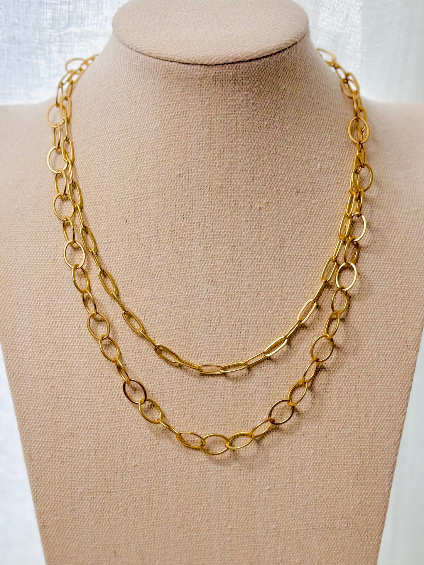 Matte Gold Duet Necklace