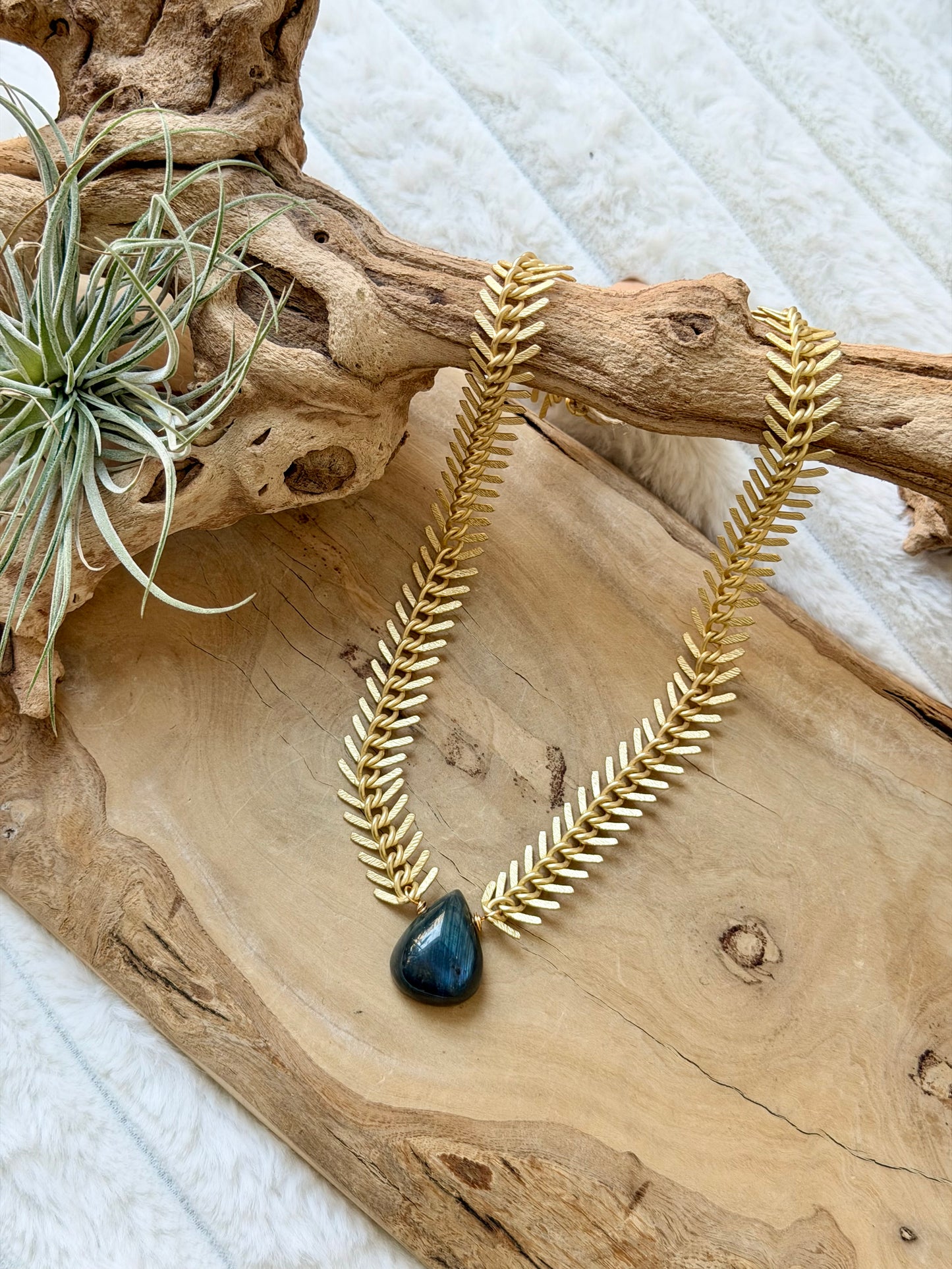 Labradorite + Matte Gold Fishbone Chain Necklace