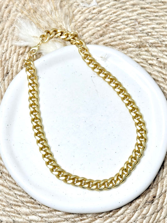Matte Gold Chunky Curb Chain Necklace