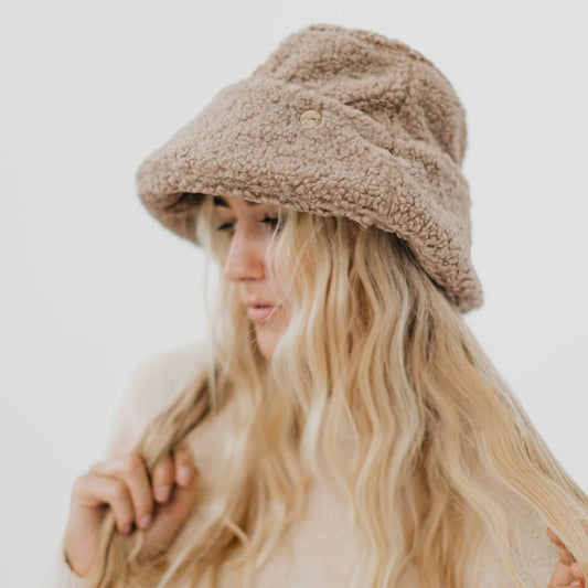 Sage Sherpa Bucket Hat in Mocha