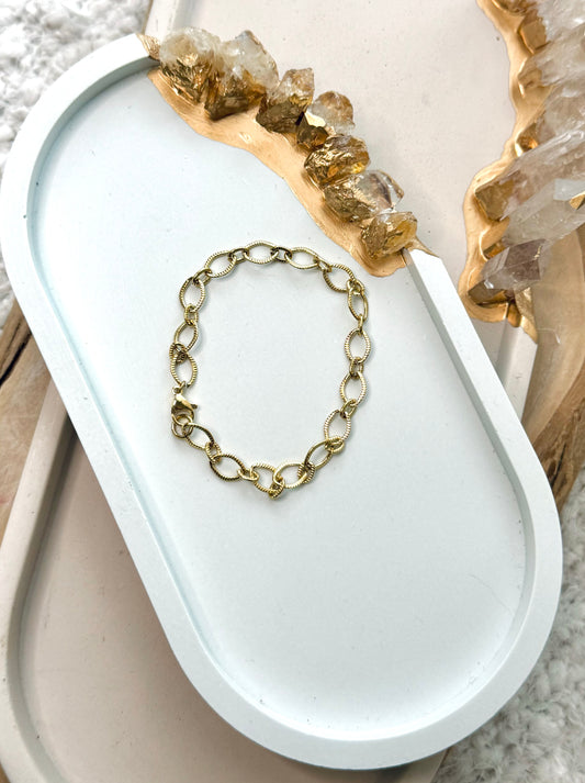 Waterproof Gold Textured Oval Bracelet
