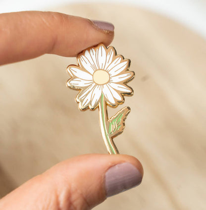 Daisy Pin Flower