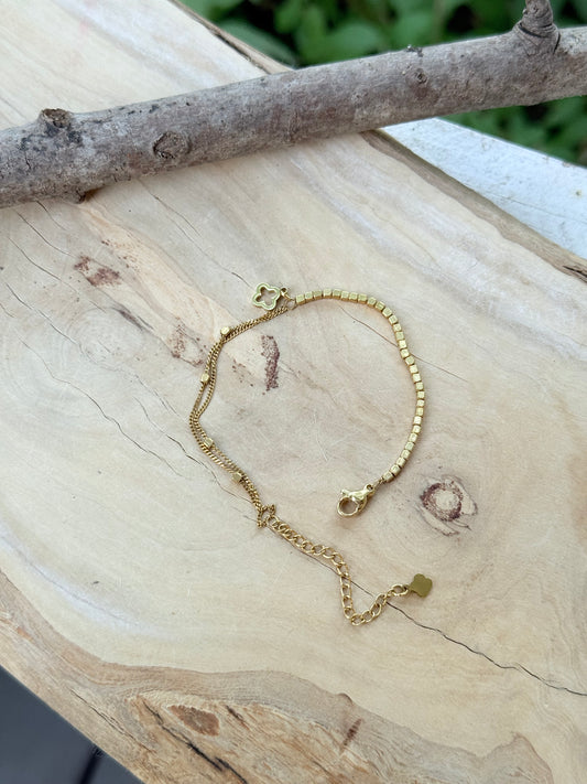 Gold Stainless Steel Beaded Clover Bracelet
