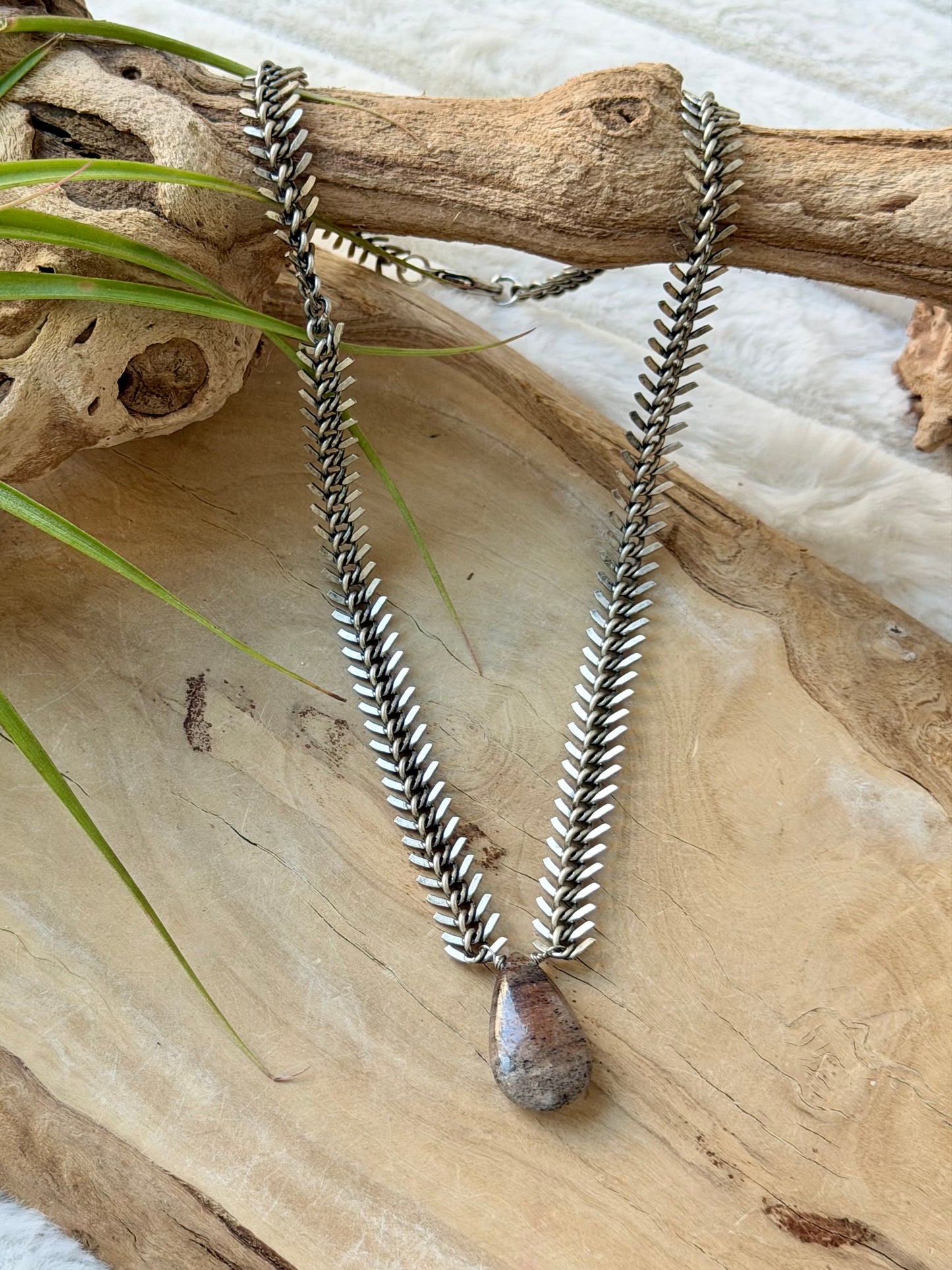 Red Moss Agate + Antique Silver Fishbone Chain Necklace