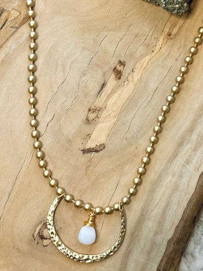 White Opal + Matte Gold Horseshoe Necklace