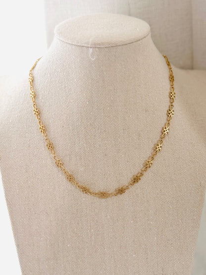 Matte Gold Floral Chain Necklace