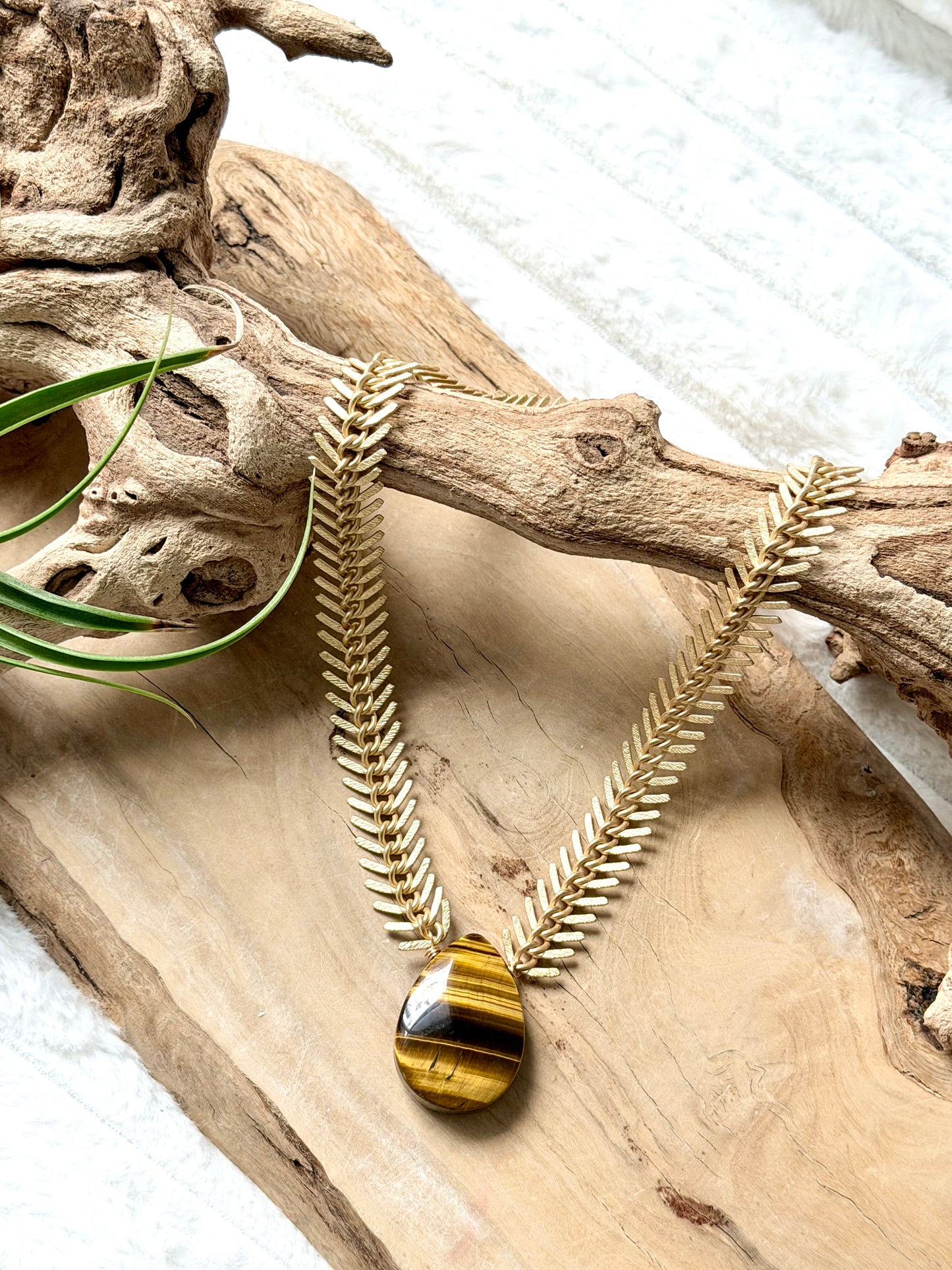 Tiger Eye + Matte Gold Fishbone Chain Necklace