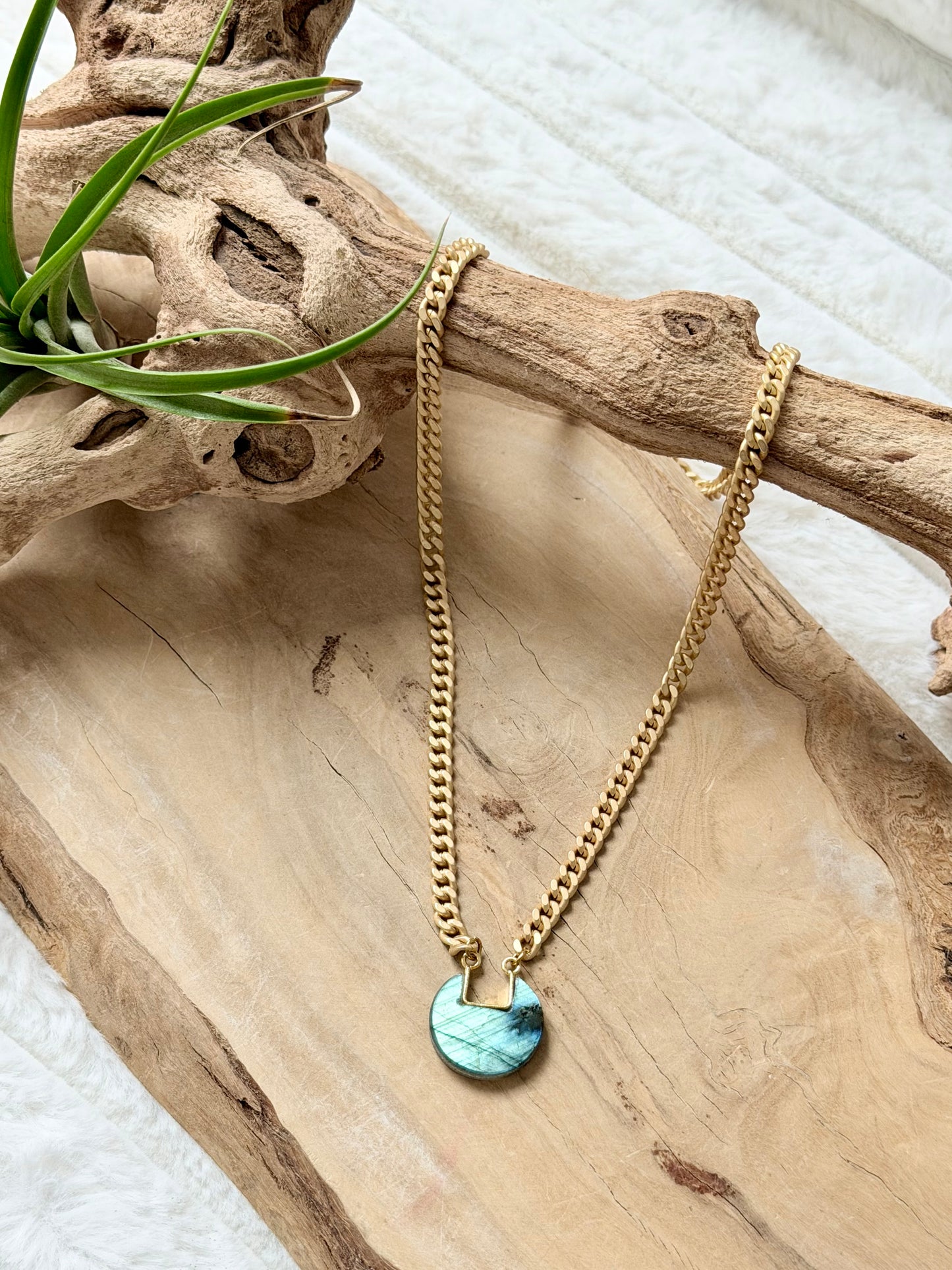Labradorite Small Pie + Matte Gold Necklace