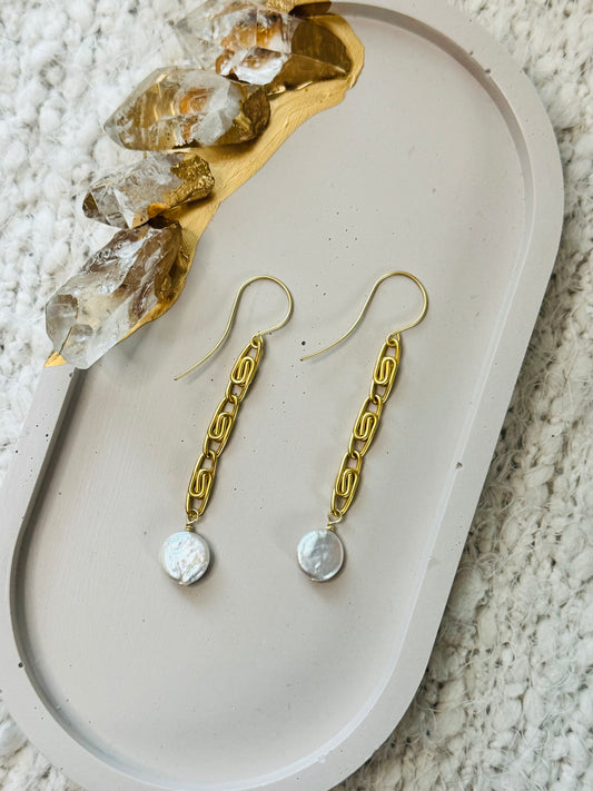 Freshwater Pearl + Matte Gold Chain Earrings