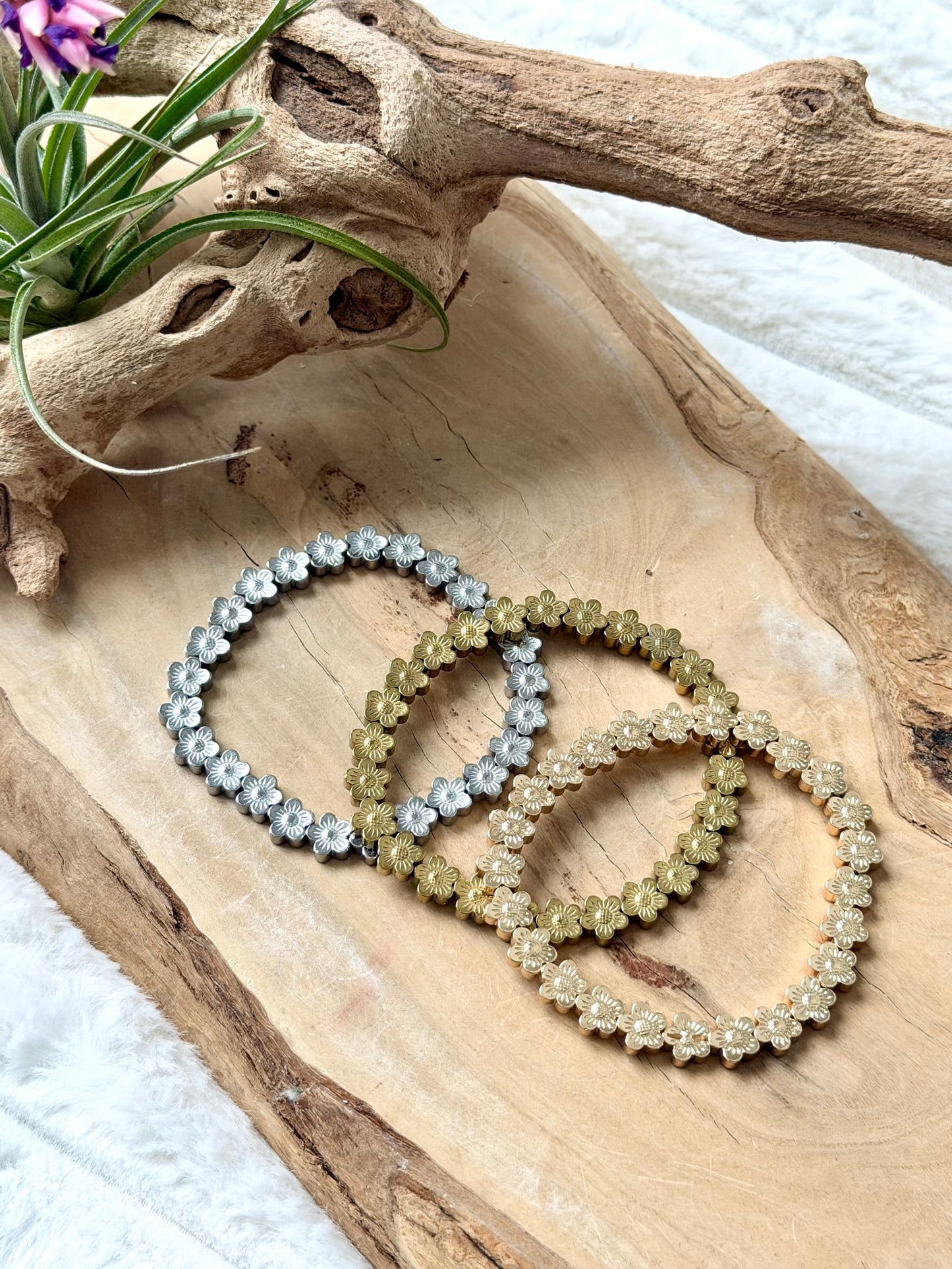 Floral Hematite Bracelet