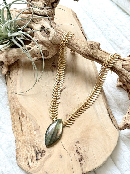 Rainbow Labradorite + Matte Gold Fishbone Chain Necklace