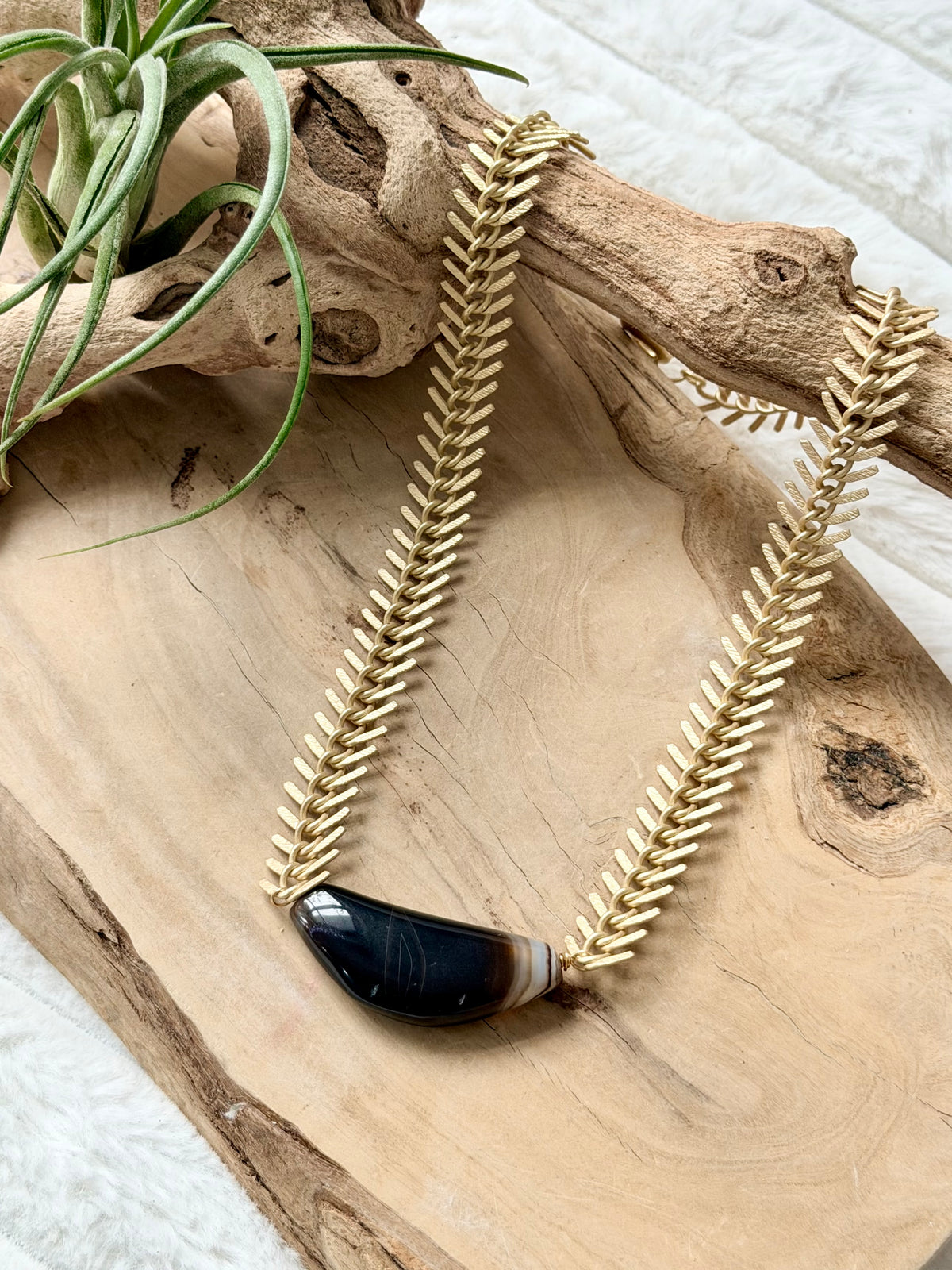 Tuxedo Agate + Matte Gold Fishbone Necklace