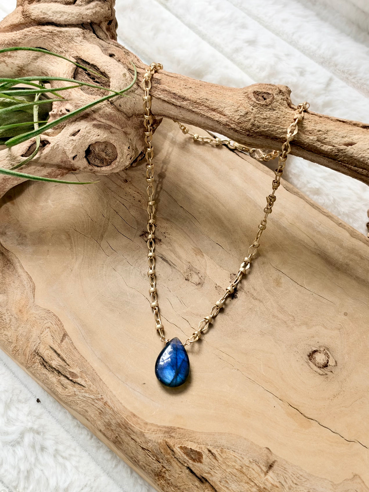Labradorite + Matte Gold Necklace