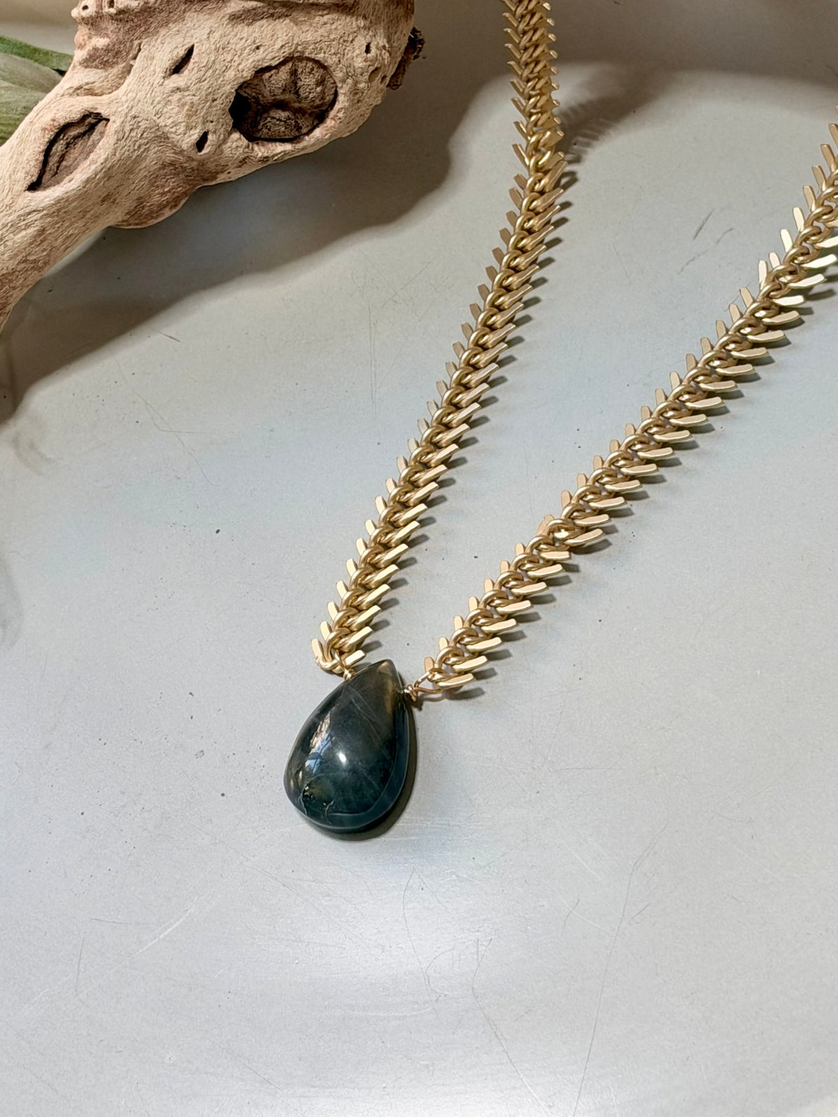 Rainbow Labradorite + Matte Gold Fishbone Chain Necklace