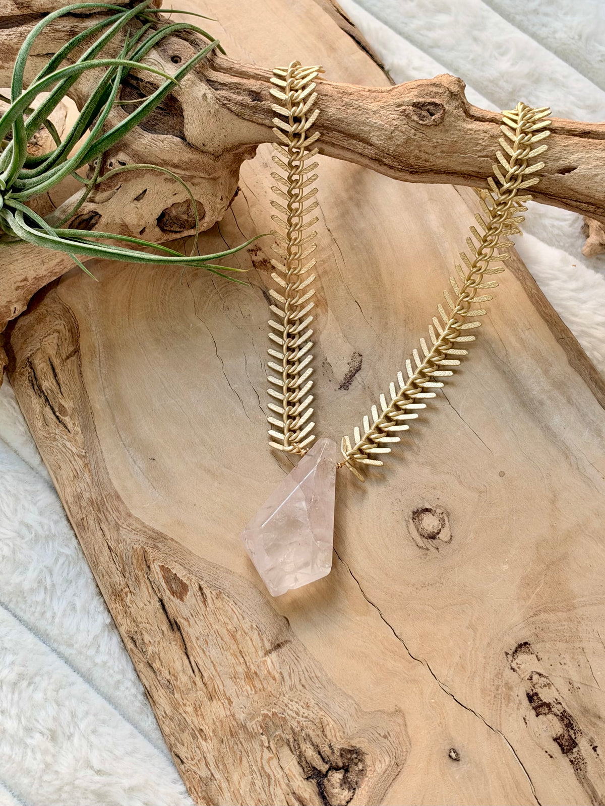 Brazilian Quartz + Matte Gold Fishbone Necklace