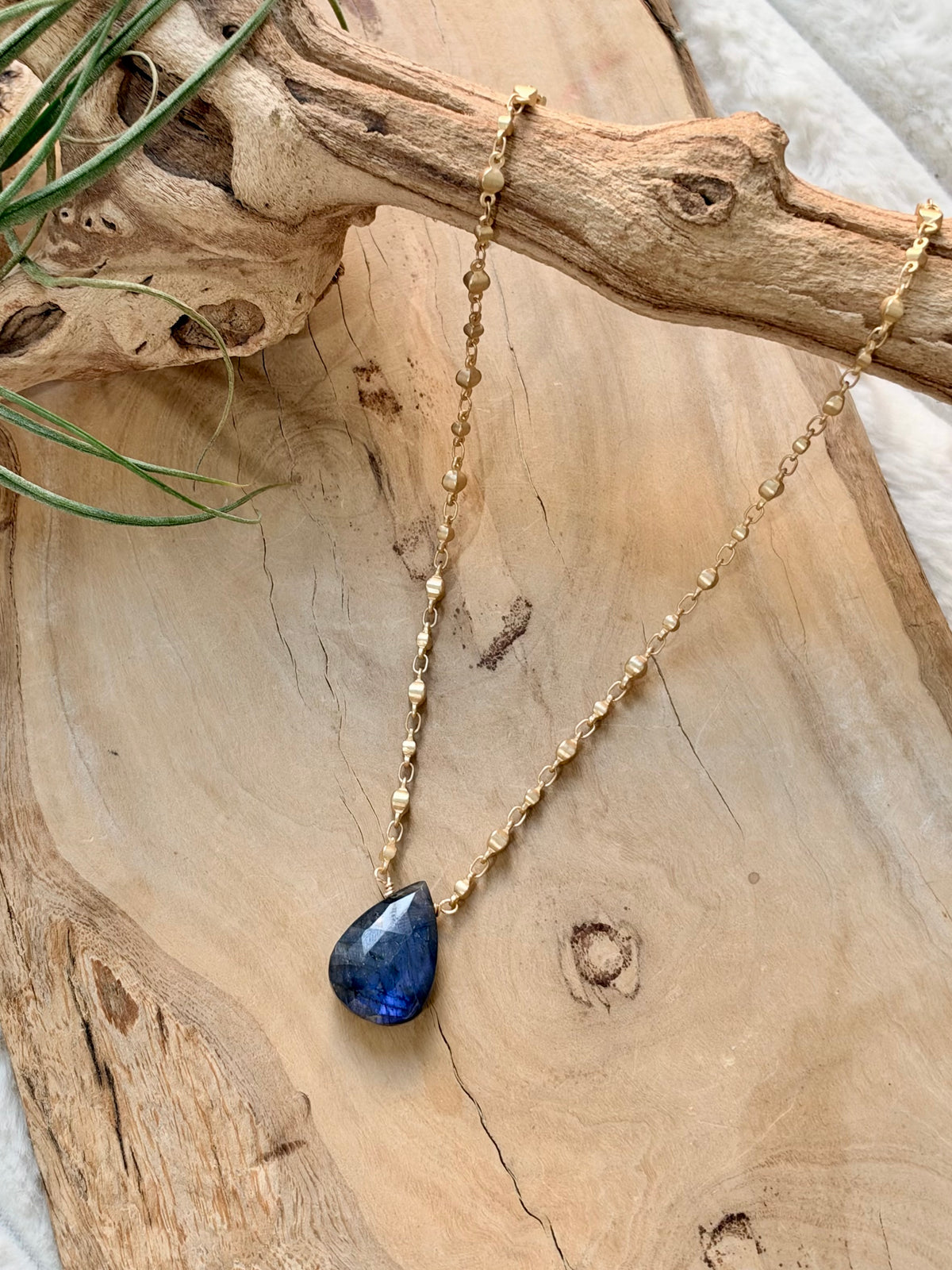 Labradorite + Matte Gold Necklace
