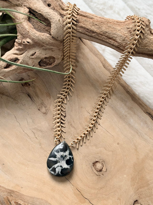 Septarian Fossil + Matte Gold Fishbone Chain Necklace