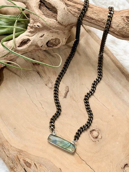 Labradorite + Antique Brass Bar Necklace (Small)