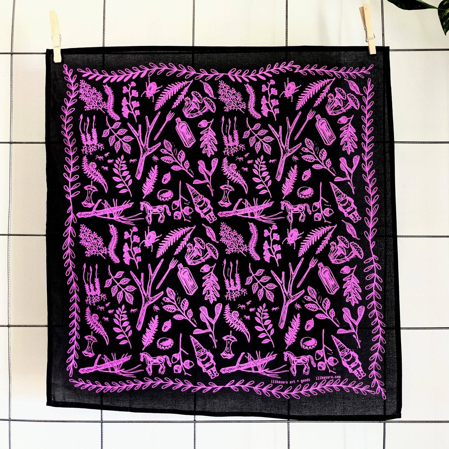 Bandana | woodland walk