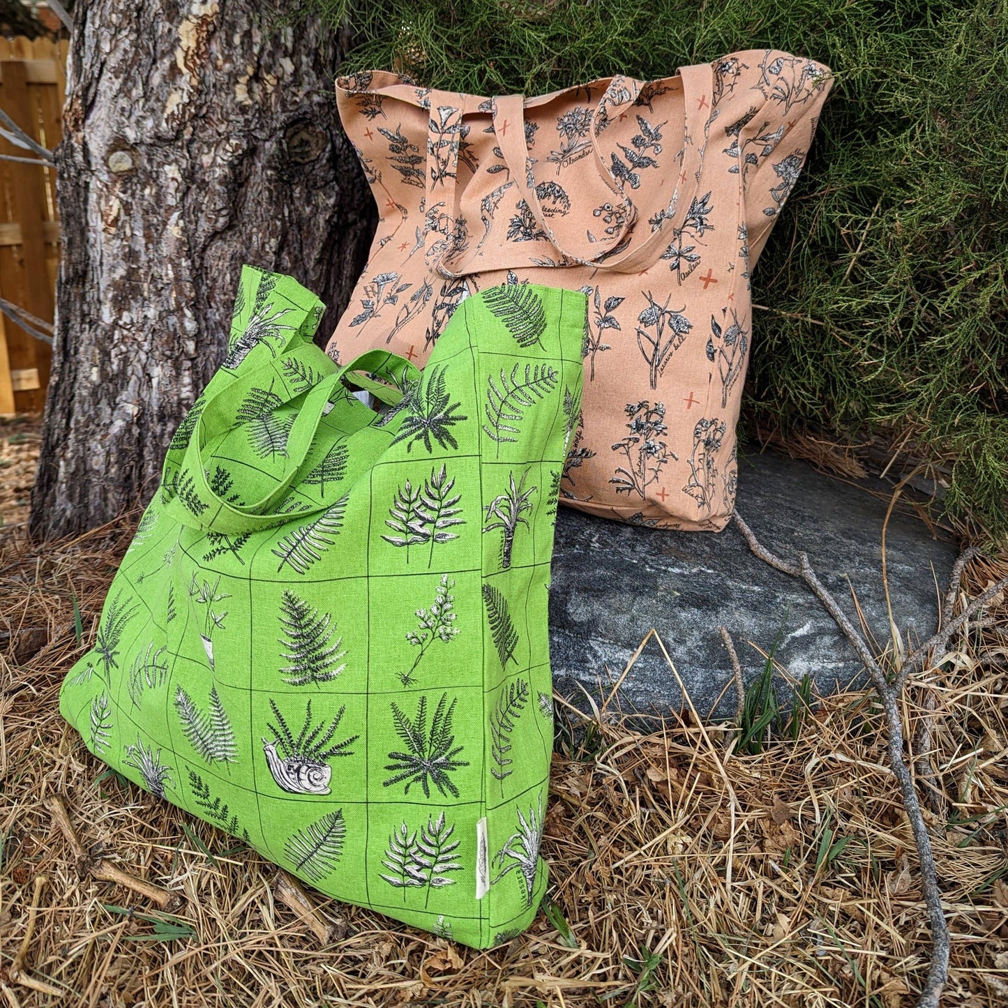 Tote bag | fatal florals