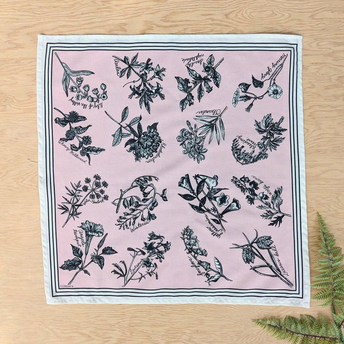 Bandana | fatal florals