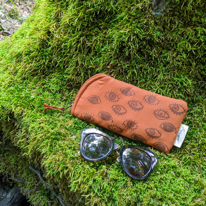 Glasses case | orange & brown eyeball